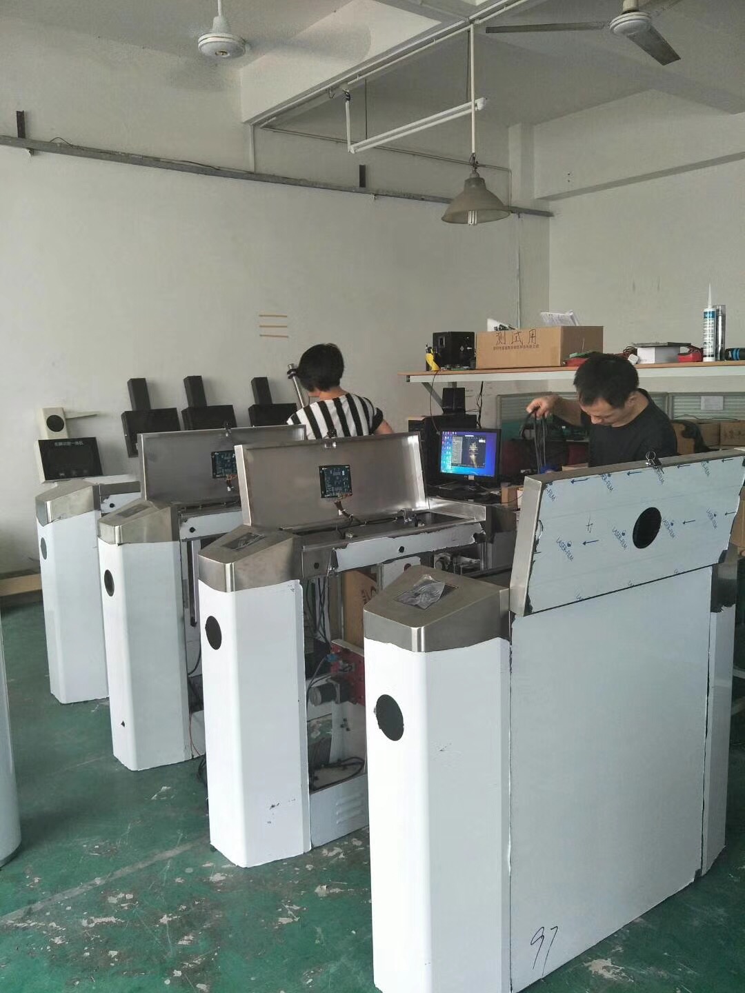 翼闸人行通道闸工厂小区学校一卡通门禁系统人脸识别翼闸通道闸